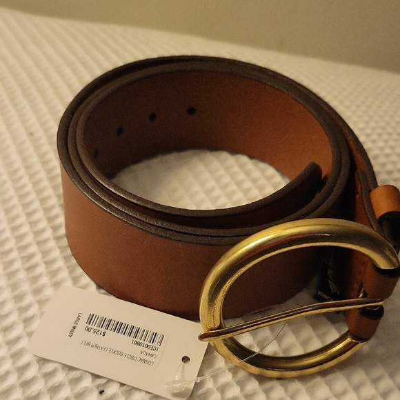 Brave Leather Other - Elegant Brown Leather Belt with Gold Buckle